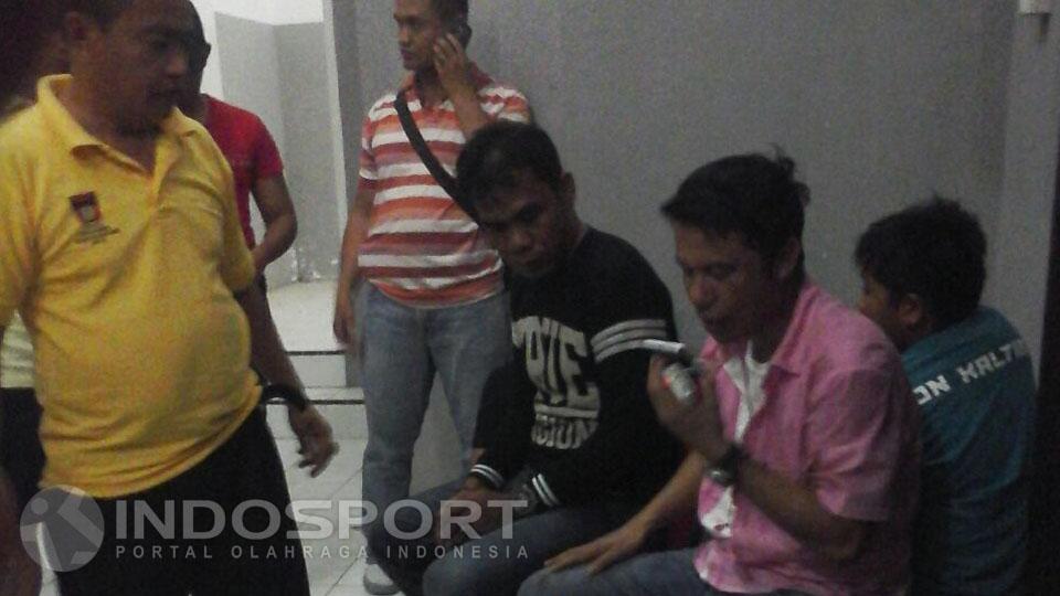 Ketua%20Asprov%20PSSI%20Kaltim%2C%20Yunus%20Nusi%20pun%20babak%20belur%20di%20Padang.